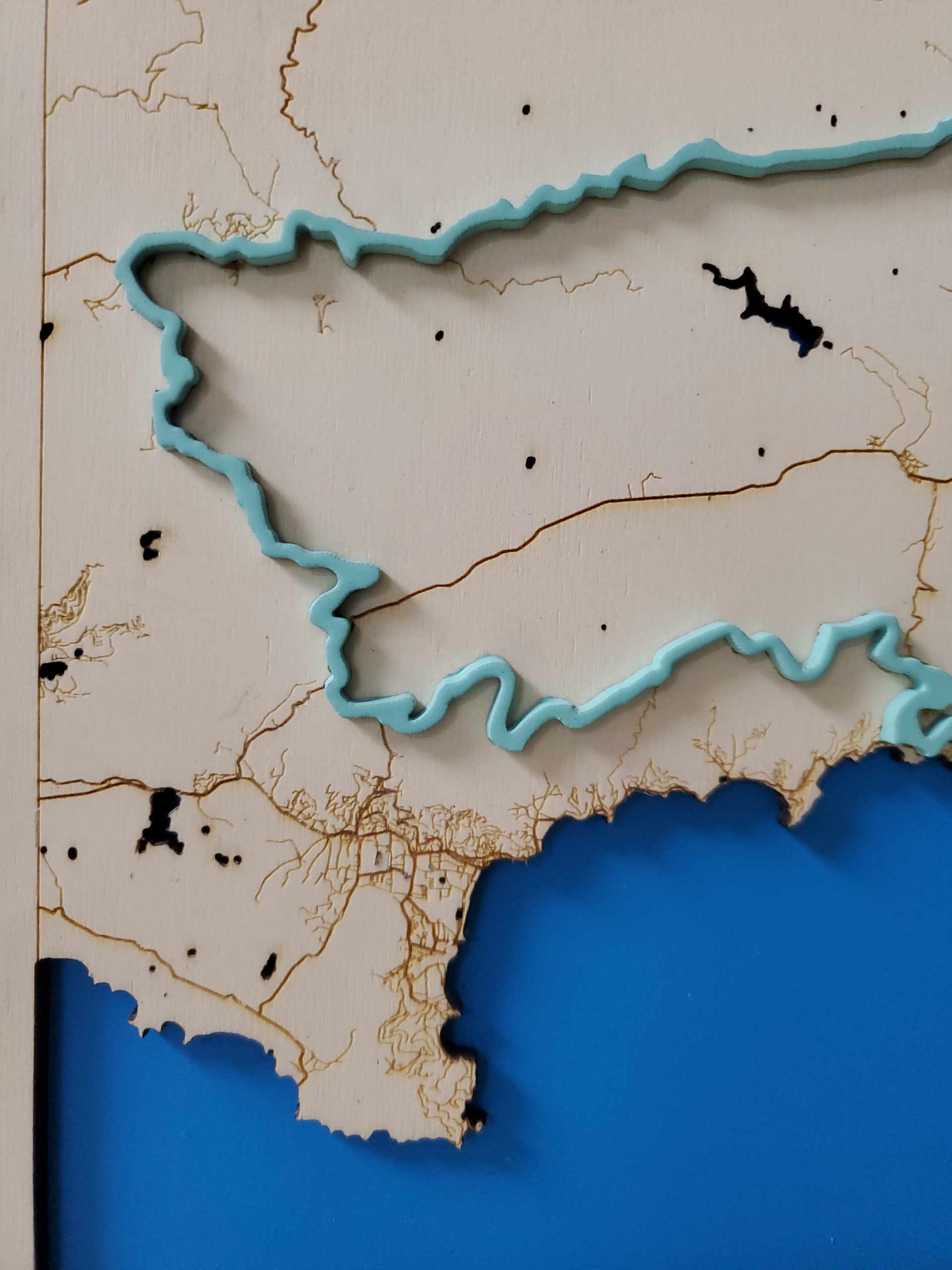 Carte parcours personnalisée bois, gravure laser sur mesure Youndesign, zoom